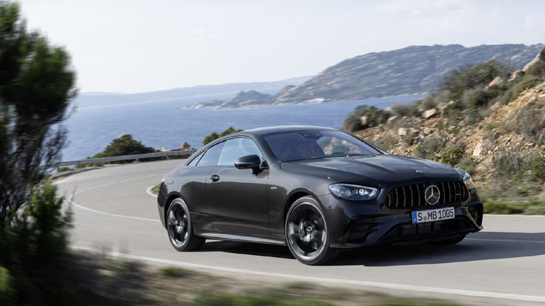 Στιλ και κομψότητα από τις Mercedes Ε-Class Coupe και Cabriolet